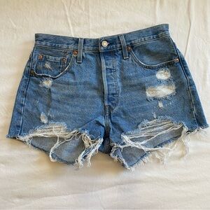 Levi Strauss Cut Off Denim Shorts Women's 29